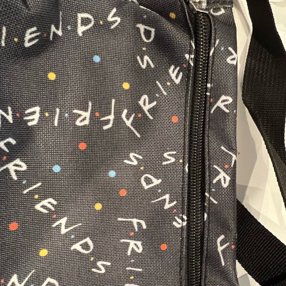 Friends Fanny pack - Picture 3 of 3